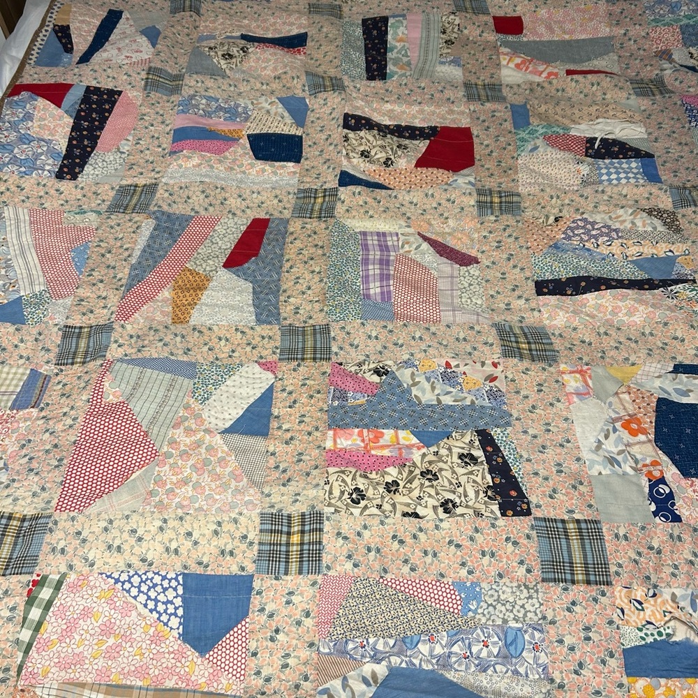 Antique patchwork Quilt Full Sized